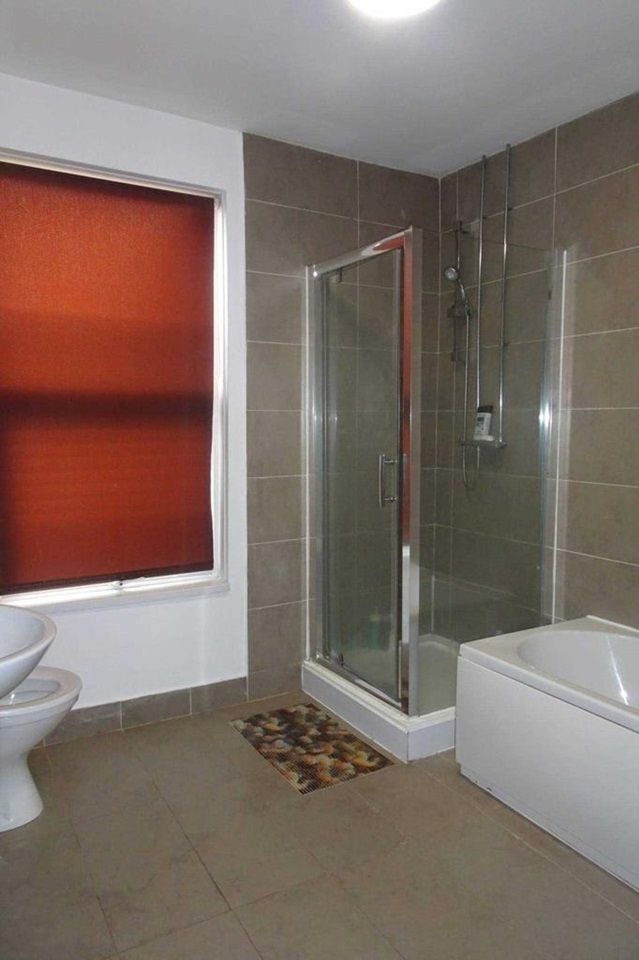 Leicester 4 Bed Flat, Braunstone Gate, LE3 To Rent Now for £1,500.