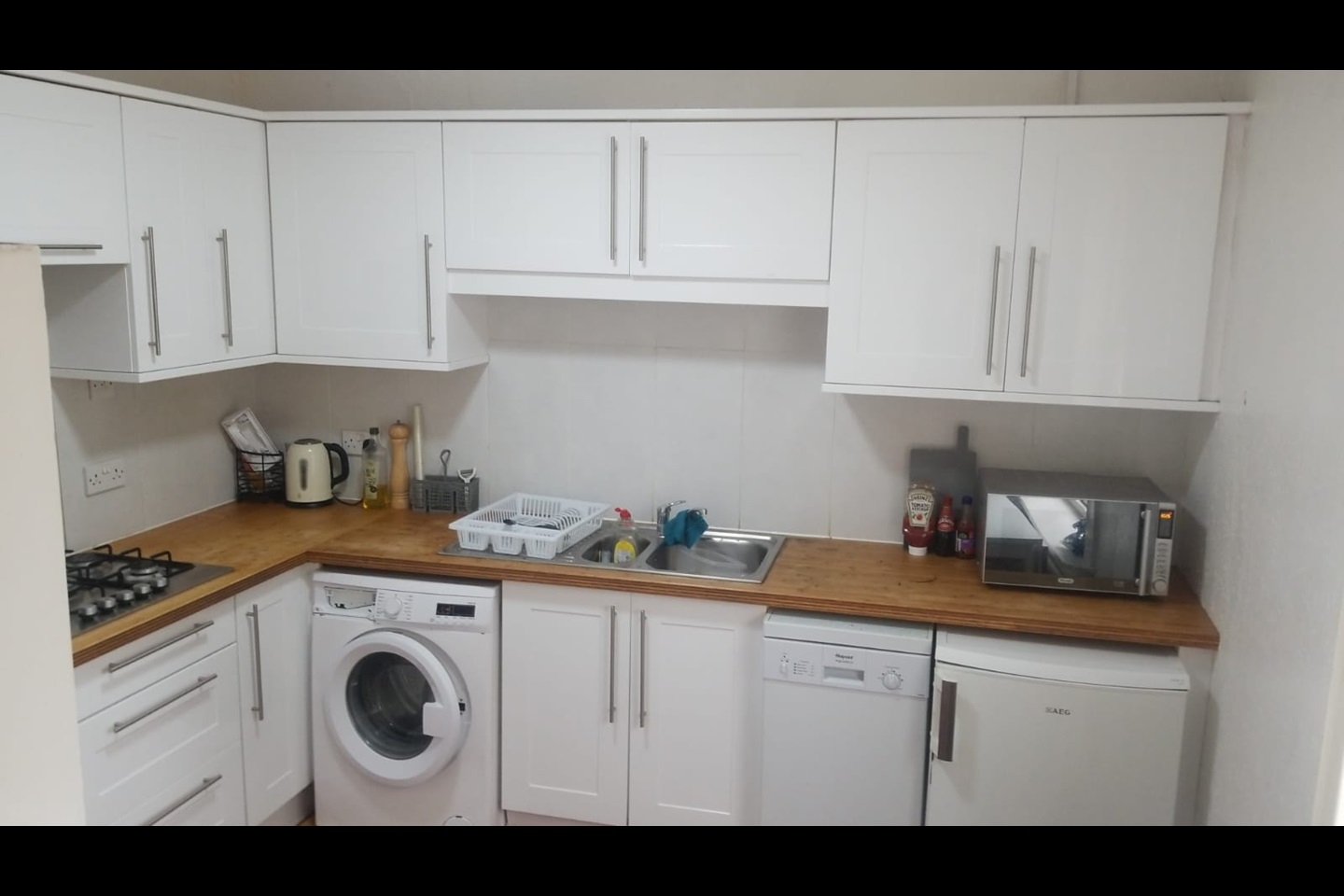 Sutton Coldfield Bedsit, Coleshill Street, B72 To Rent Now for £628