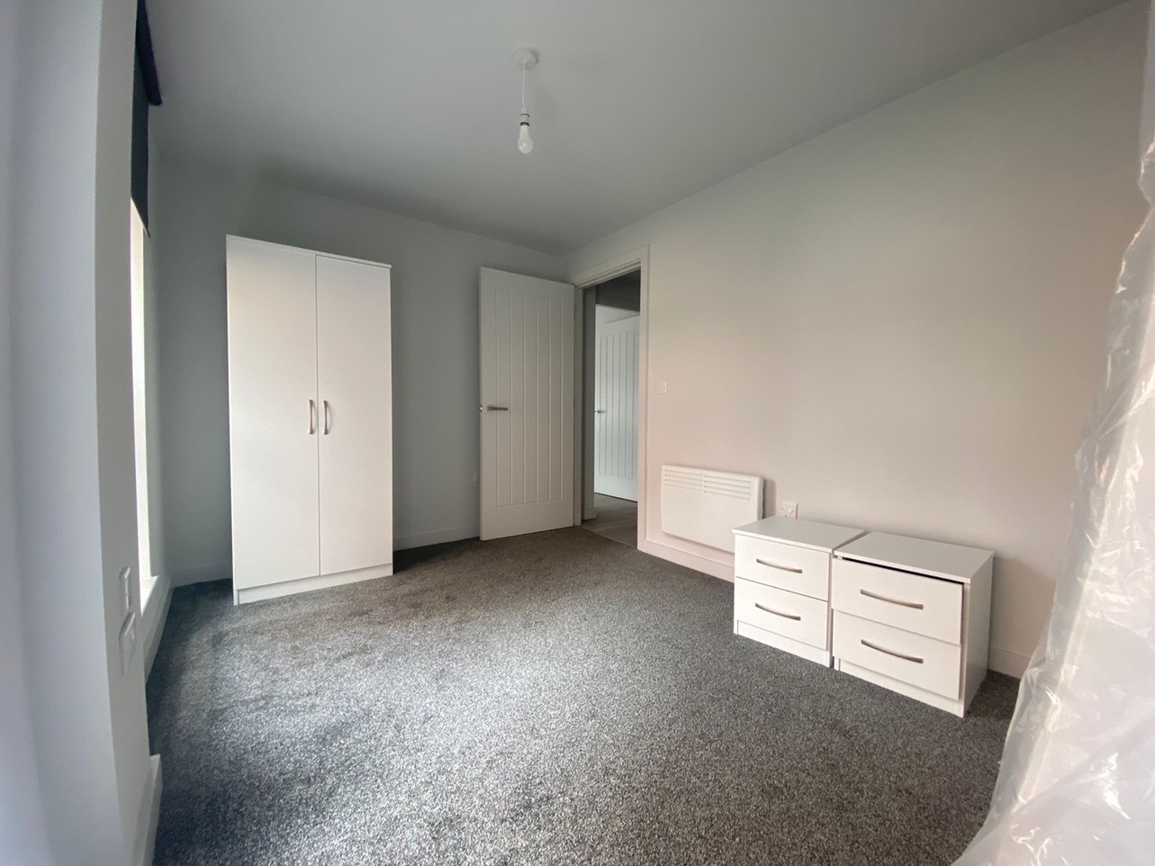 1 Bed Flat, Neptune Place, L8 photo 3