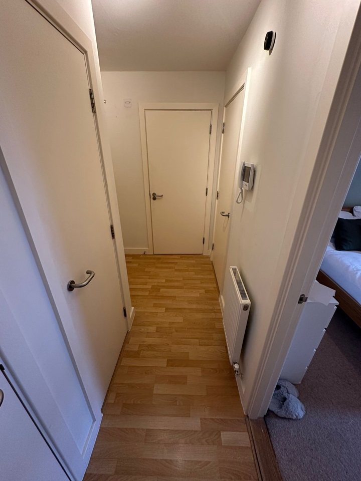 Ruislip 1 Bed Flat, Windmill Court, HA4 To Rent Now for £1,350.00 p/m