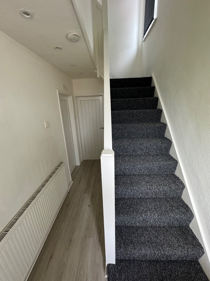 Oadby, Leicester 3 Bed SemiDetached House, Fairfield Road, LE2 To