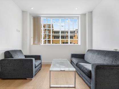 1 Bed Flat, Sail Loft Court, E14