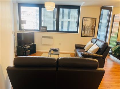 2 Bed Flat, Mann Island, L3