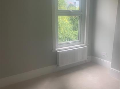 Room in a Shared House, Manchester Road, E14