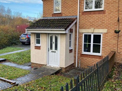 3 Bed Semi-Detached House, Beaufighter Grove, ST6