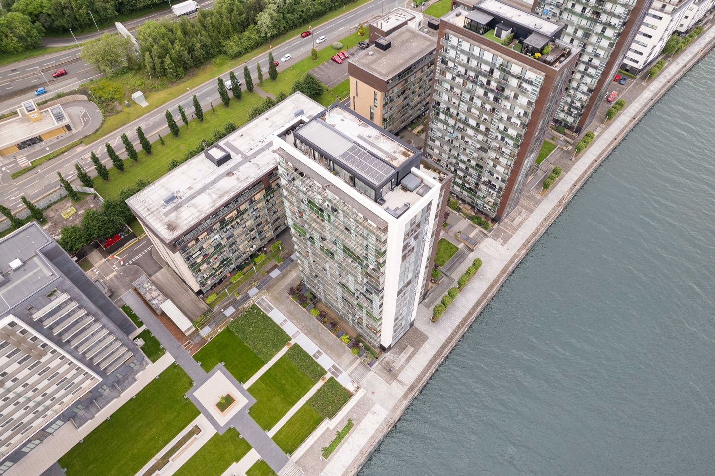 1 Bed Flat, Meadowside Quay Walk, G11
