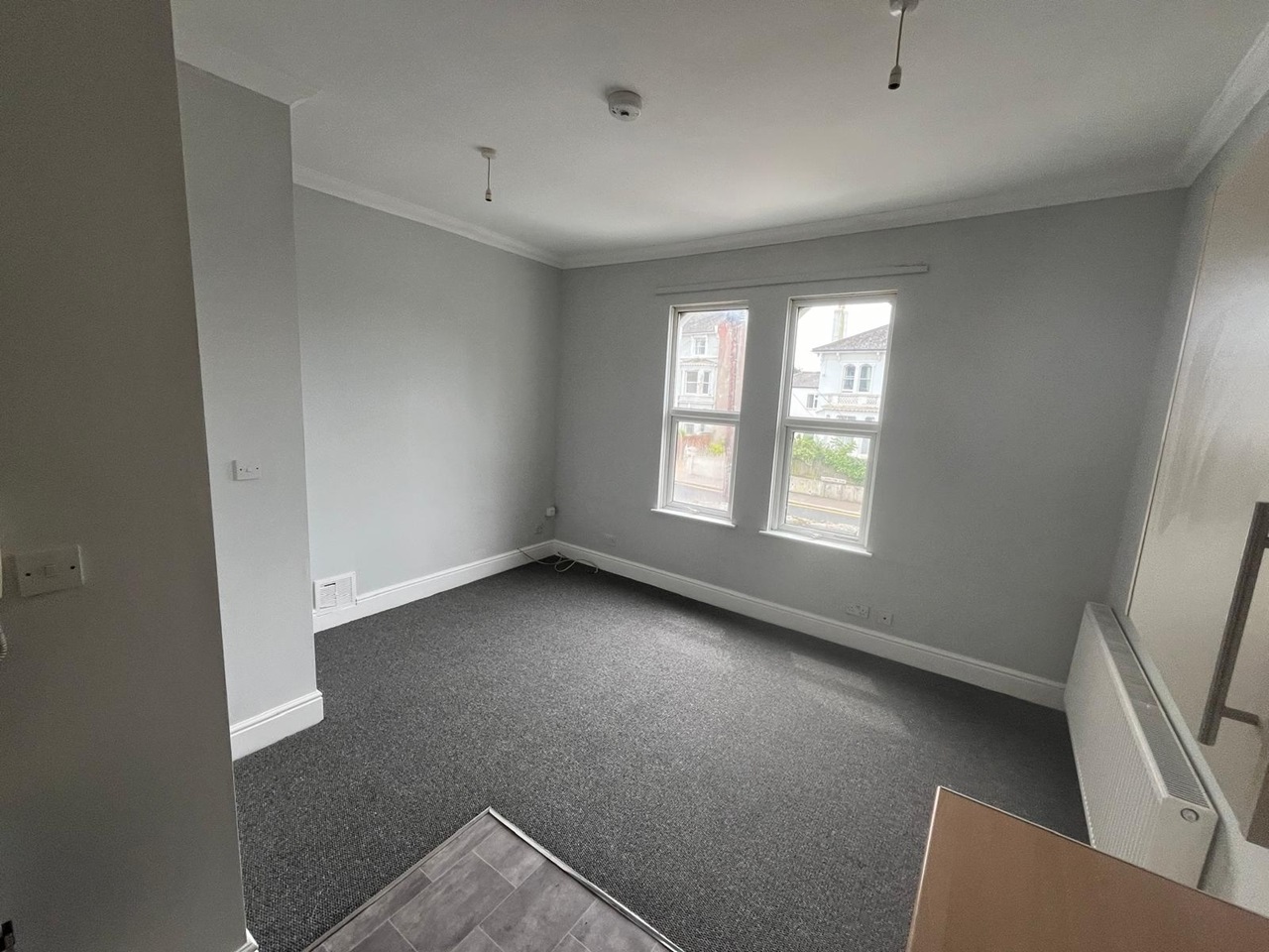 Hastings Studio Flat, Elphinstone Road, TN34 To Rent Now for £700.