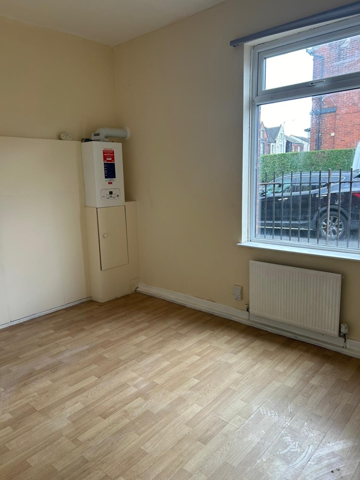 Bolton 1 Bed Flat, Radcliffe Road, BL2 To Rent Now for £690.00 p/m