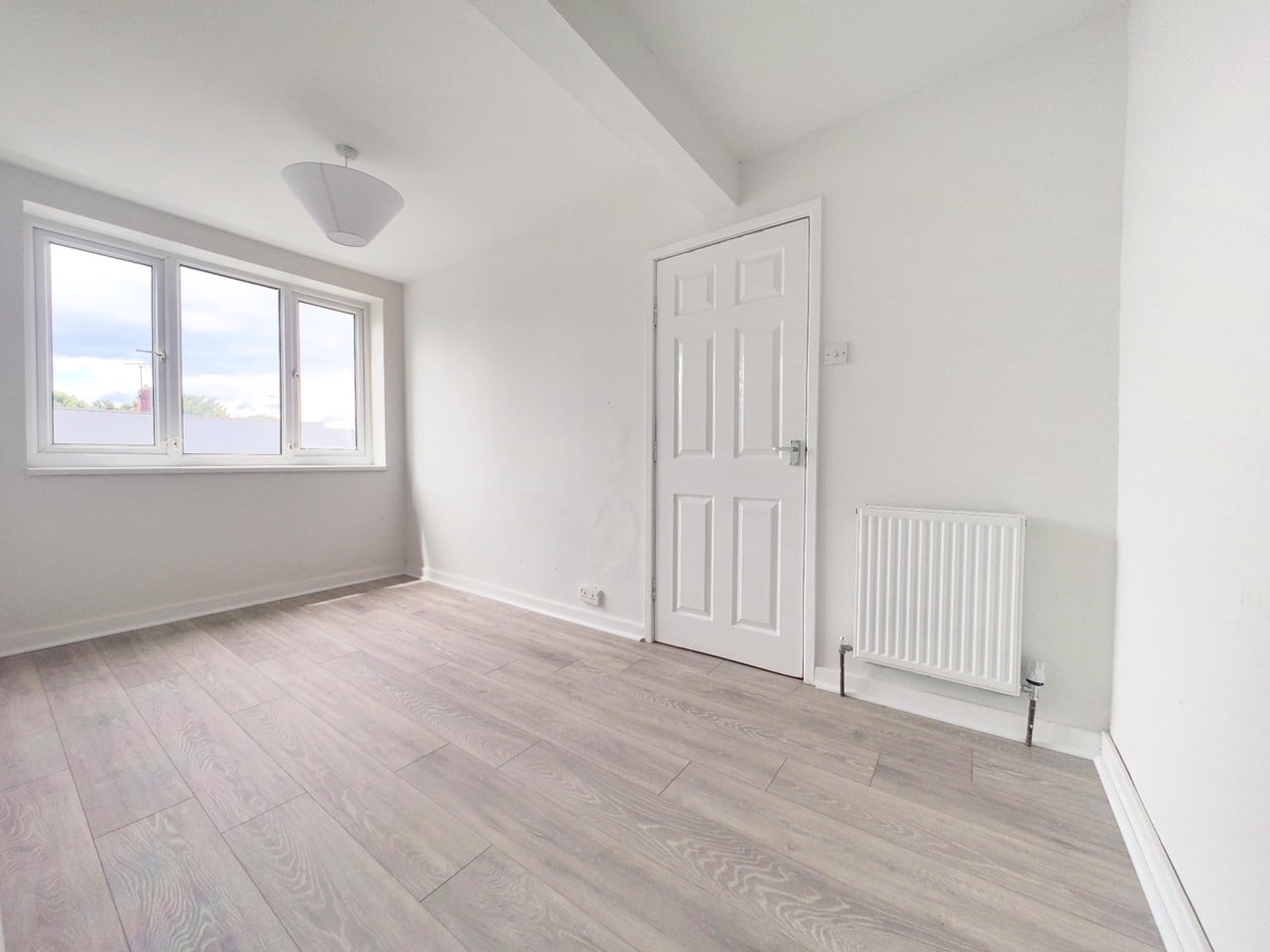 3 Bed Terraced House, Tilbury Mount, LS11 photo 4