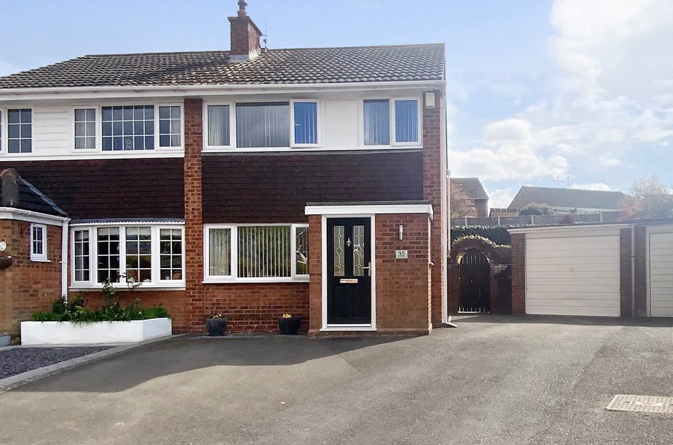 Kidderminster 3 Bed SemiDetached House, Beeches Road, DY11 To Rent Now for £1,100.00 p/m