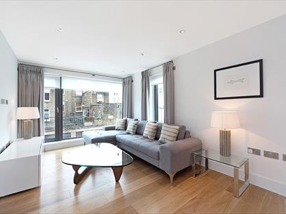 2 Bed Flat, Munro Mews, W10