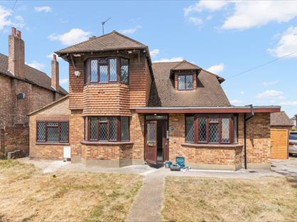 Studio Flat, Fordbridge Road, TW15