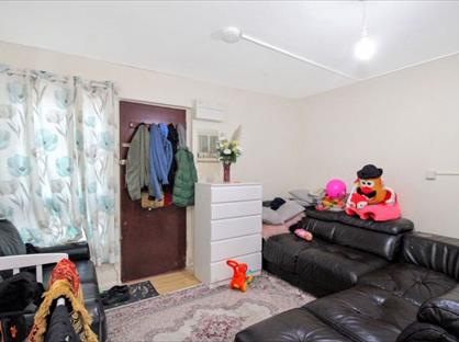 1 Bed Flat, Cardigan Street, LU1