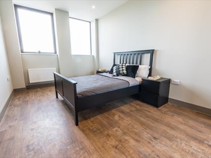 1 Bed Flat, Week Street, ME14