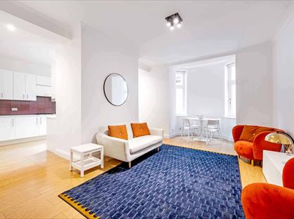 3 Bed Flat, Iverna Court, W8