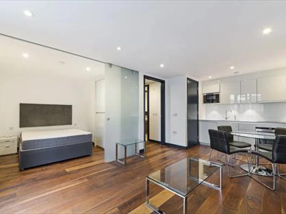 1 Bed Flat, Newman Street, W1T