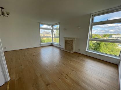 2 Bed Flat, Oxford Road, UB9