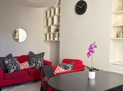 2 Bed Flat, Netherwood Road, W14