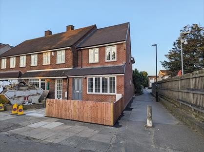 2 Bed End Terrace, Great Cambridge Road, EN1