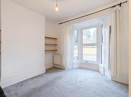 1 Bed Flat, Edenbridge Road, E9