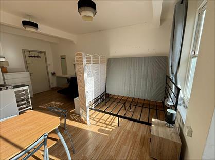 Studio Flat, Scrutton Street, EC2A