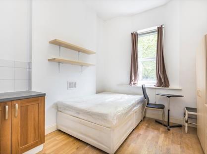 Studio Flat, Hampstead, NW3