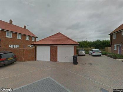 3 Bed Semi-Detached House, Antley Close, SP11