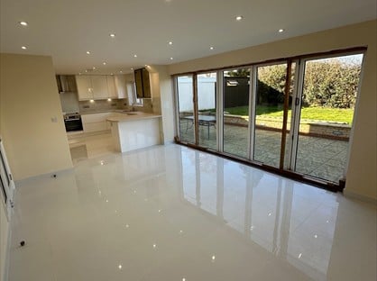 4 Bed Detached House, Nuneaton, CV12