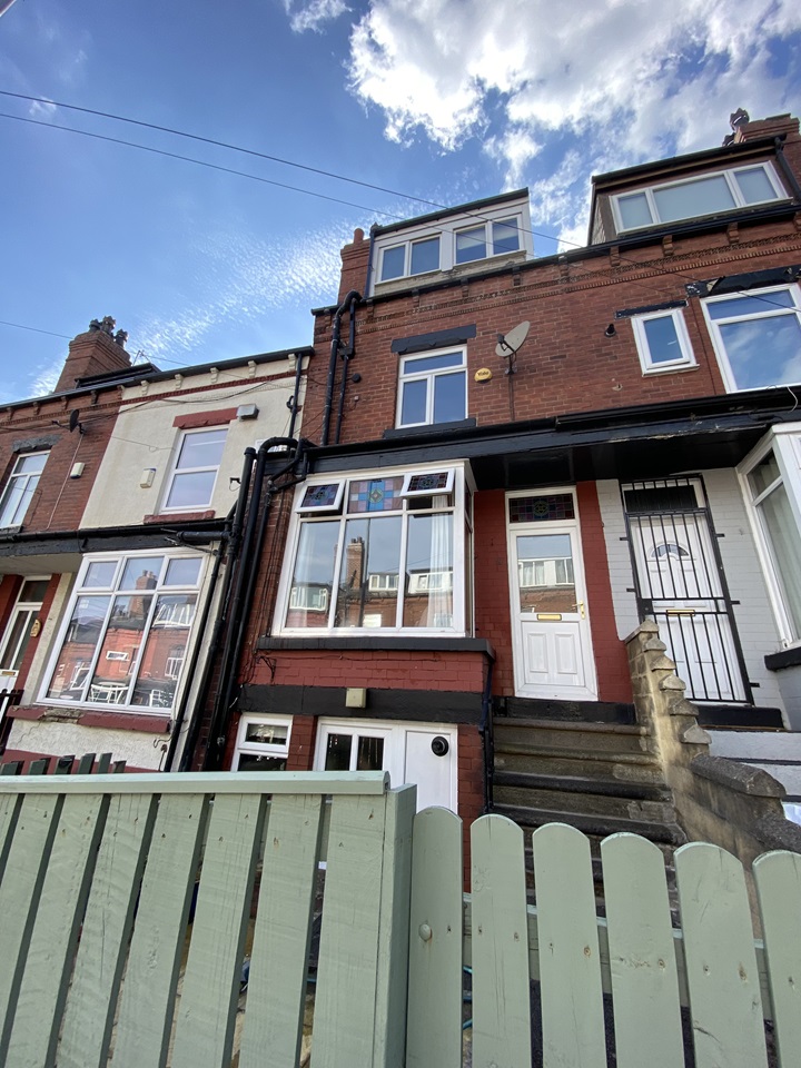 2 Bed Terraced House, Elsham Terrace, LS4, N1 7GU