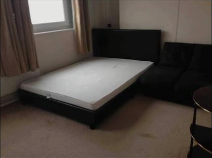 Room in a Shared Flat, Whytlaw House, E3