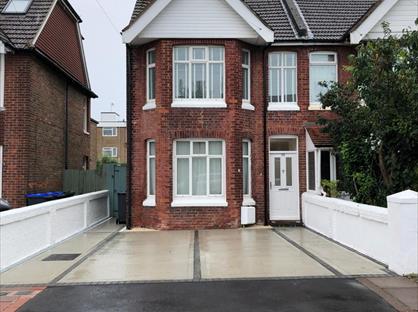 2 Bed Flat, Valencia Road, BN11