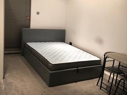 Room in a Shared House, The Avenue, N17