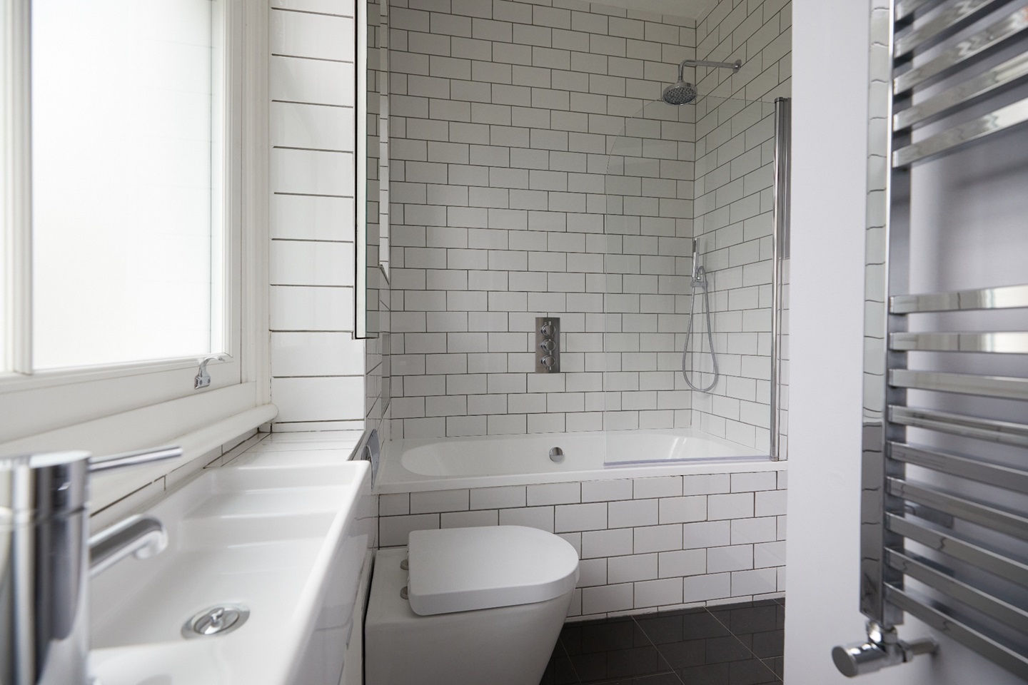 London 2 Bed Flat, Newton Avenue, W3 To Rent Now for £2,500.00 p/m