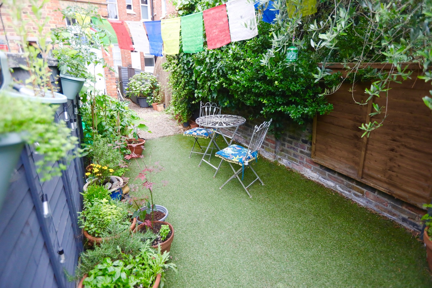 London 2 Bed Flat, Newton Avenue, W3 To Rent Now for £2,500.00 p/m