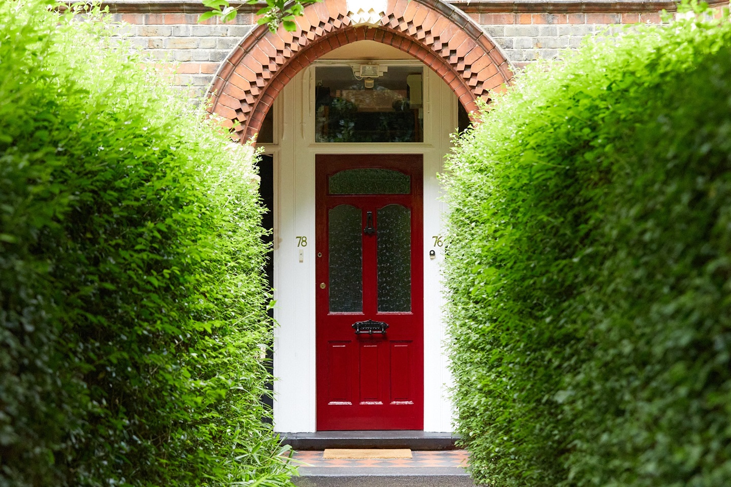 London 2 Bed Flat, Newton Avenue, W3 To Rent Now for £2,500.00 p/m