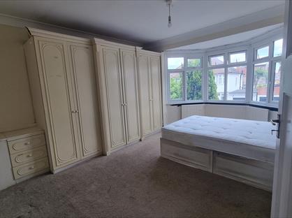 Room in a Shared House, Sutton Dene, TW3