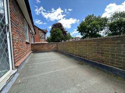 Room in a Shared House, Hawthorn Road, SM6