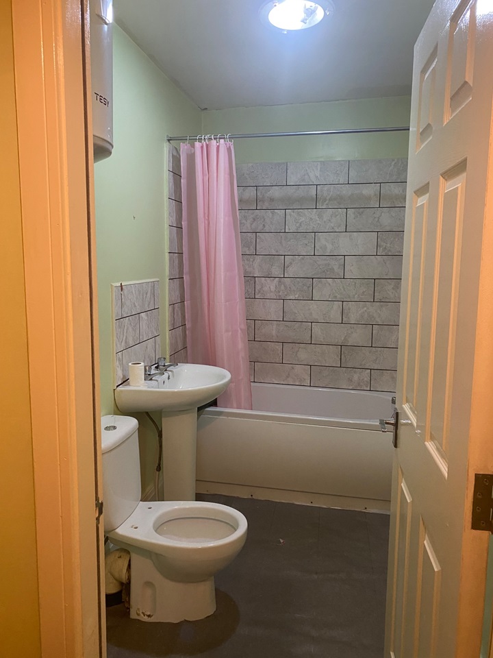 Rossendale 2 Bed Flat, Rossendale, BB4 To Rent Now for £500.00 p/m