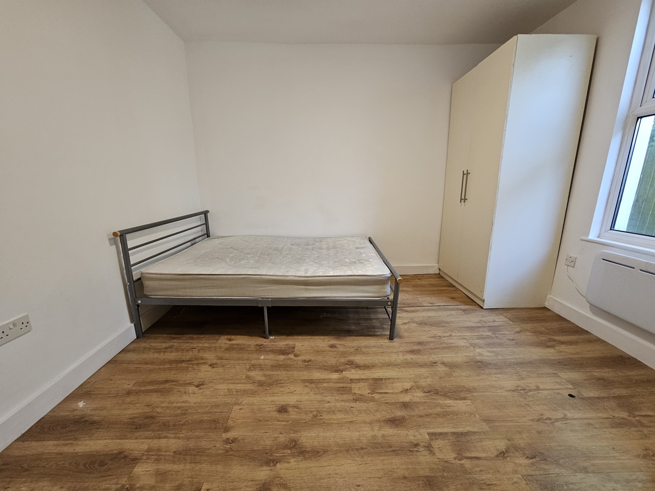 Uxbridge Hillingdon London Studio Flat, Uxbridge Hillingdon London