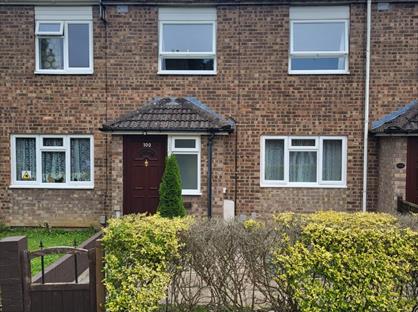 3 Bed Terraced House, Gershwin Road, RG22