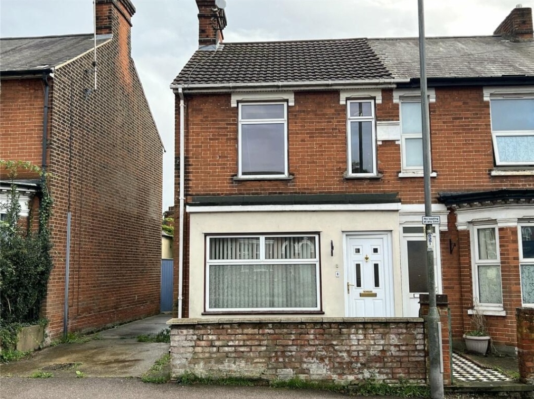 2 Bed Semi-Detached House, Foxhall Road, IP3
