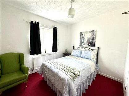 Room in a Shared House, Station Street, WS10