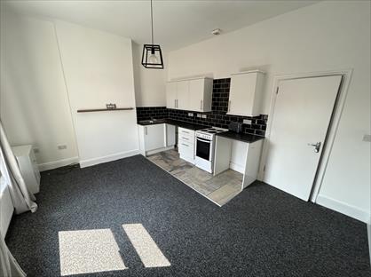 1 Bed Flat, Bank Street, WA12