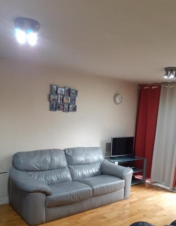 Feltham 2 Bed Flat, Berberis House, TW13 To Rent Now for £1,800.00 p/m