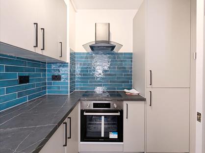 3 Bed Flat, Edgar House, E9