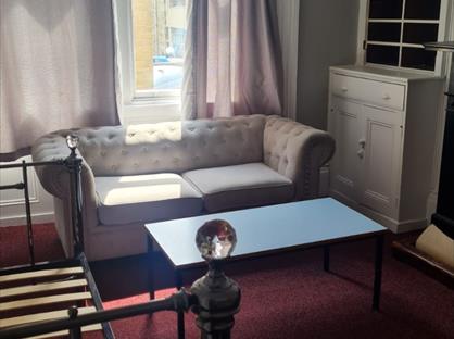 Studio Flat, Bond Sreet, WF13