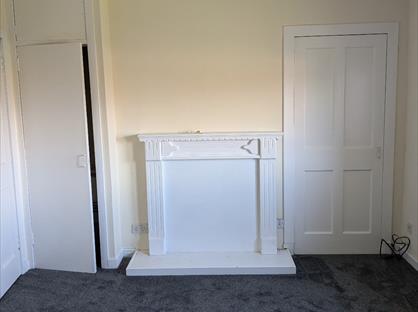 2 Bed Flat, Deanfield Terrace, EH51