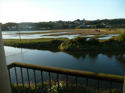 3 Bed Flat, Fore St, TR27