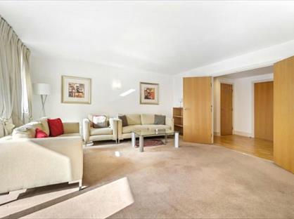 3 Bed Flat, Richbourne Court, W1H