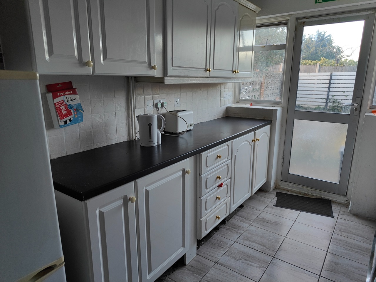 Romford Room in a Shared House, Jubilee Avenue, RM7 To Rent Now for